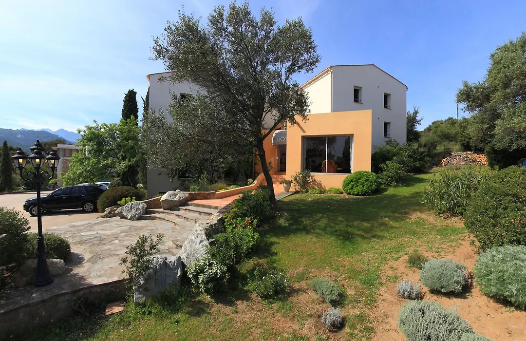 Hotel Cala Di L'Oru-1